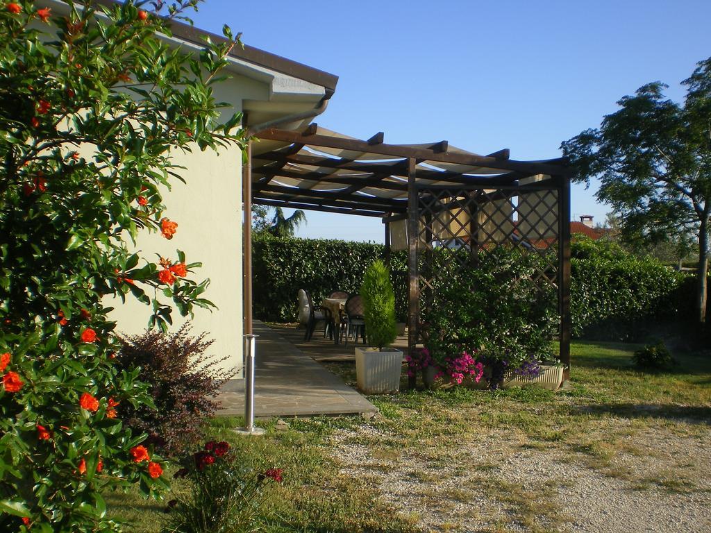 A Viterbo Terme "Casa Vacanze Al Melograno" Apartment Exterior photo